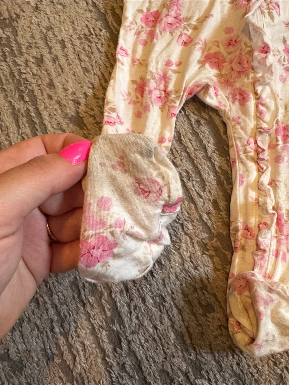 Little Me Cream One-Piece Footed Pajamas with Pink Floral Print 6-9 month